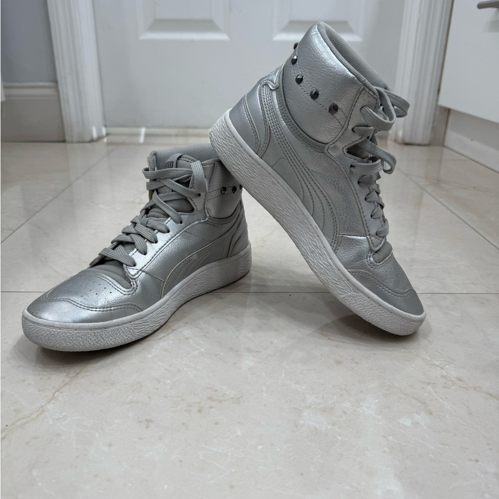 💗Puma Women’s Silver High-Top Sneakers